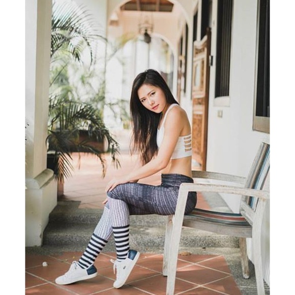 Onzie Levels High Waist Graphic Leggings XS - Picture 5 of 8